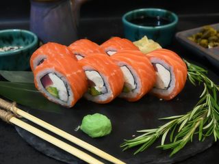 Шеф рол (383g)