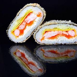 Суші бургер з креветкою (315г)