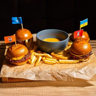 Бургер Покер (600г)