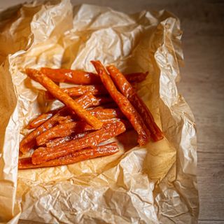 Ковбаски курячі в'лені 100 гр.