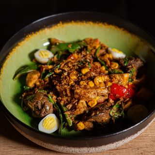 Теплий салат Ліверпуль (430г)