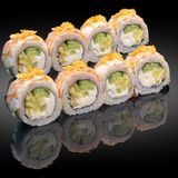 Рол Аляска кранч з манго та огірком