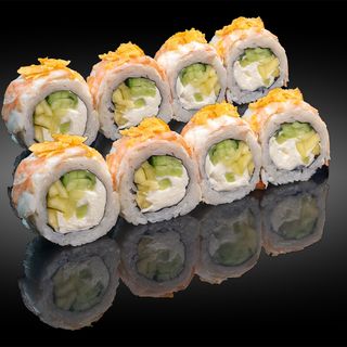 Рол Аляска кранч з манго та огірком