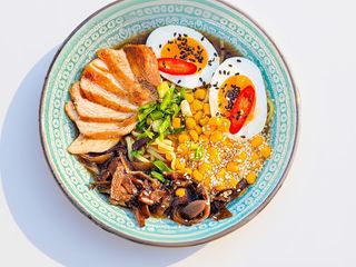 Рамен з куркою (400g)