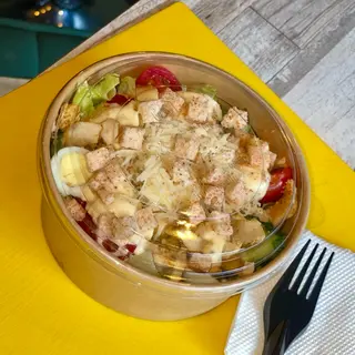 Цезар Box з печеною куркою (330г)