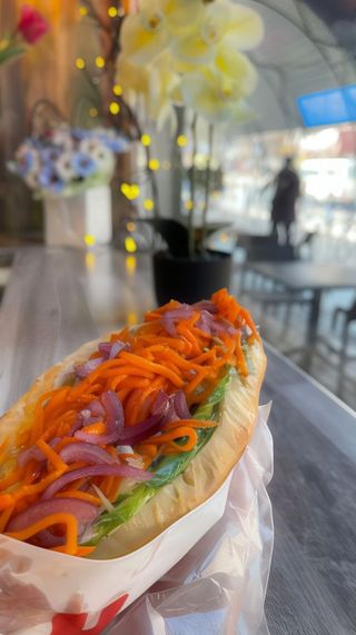 Класичний з печеною куркою (370г)