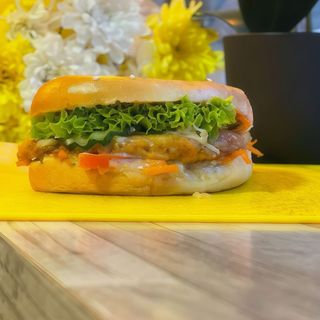 Паніні з курячою відбивною 