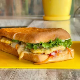 Паніні з печеною куркою 