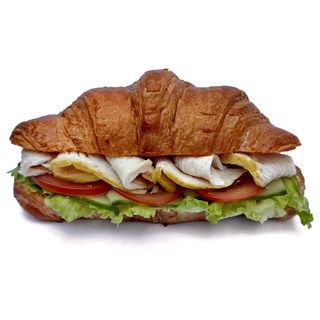 Круасан з індичкою (160г)