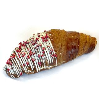 Круасан з вишнею і заварним кремом 140г