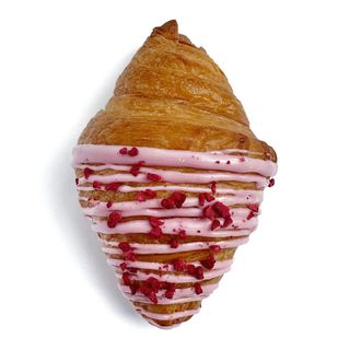 Круасан з трояндою (95г)