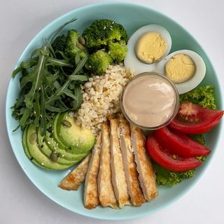 БОУЛ З КУРКОЮ (320 г)