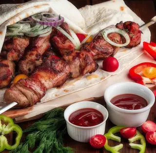 Шашлик свинина порція (250г)