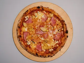 Піца Капрічоза (500г)