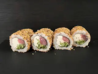 Каліфорнія з тунцем в кунжуті (280г)