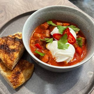 Шакшука з ковбасками (425г)