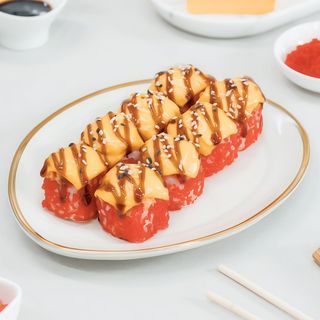 Запечений мега-рол (290г)