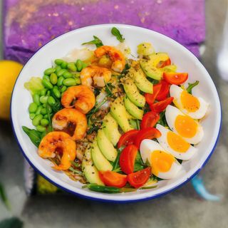 Салат з тигровою креветкою