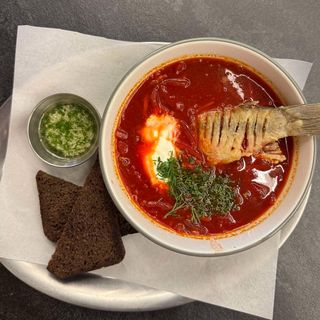 Борщ з карасями (350г)