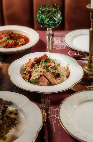 Салат з куркою та грибами (300г)