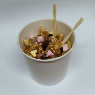 Смажені варенички з яблуками та корицею