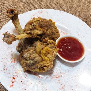 Курячі ніжки в хрусткій скоринці з соусом чилі  190/30