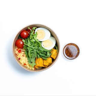 Боул кус-кус, курка, яйце (270г)