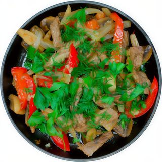 Горяча телятина з овочами