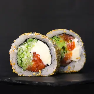 Каліфорнія з лососем в кунжуті (280г)