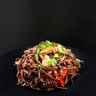 Соба з куркою та овочами (380г)