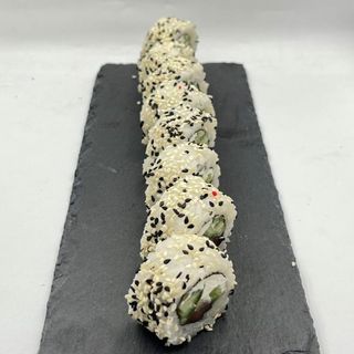 Каліфорнія в кунжуті з лососем