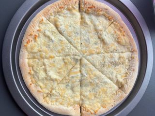 Піца "Чотири сири", 30см