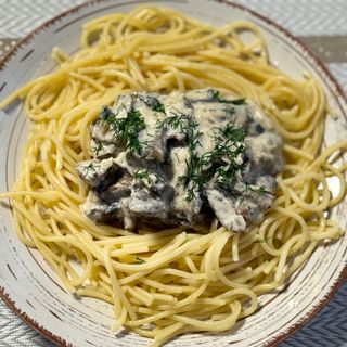 Спагеті з грибним соусом (300г) 