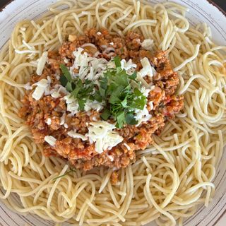 Спагеті з соусом болоньєзе (300г)