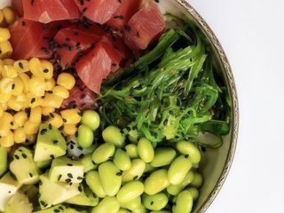 Боул з тунцем (365г)