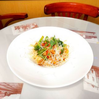 Паста зі свининою та овочами (300г)