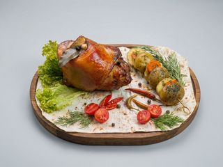 Свинна Рулька (900г)