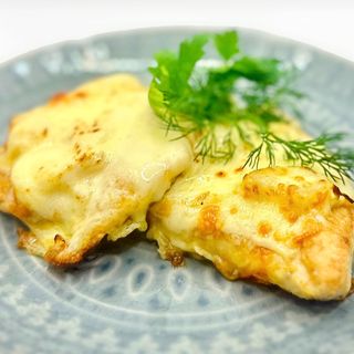 Відбивні курячі з ананасом під сиром (190г)