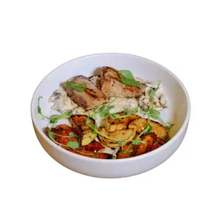 Свинина з печеними овочами