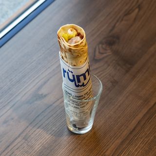 Шаурма з креветками та тунцем менша