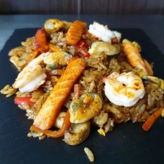 Рис Тяхан з морським міксом (380г)