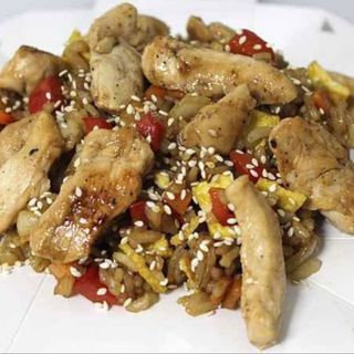 Рис Тяхан з свининою (380г)