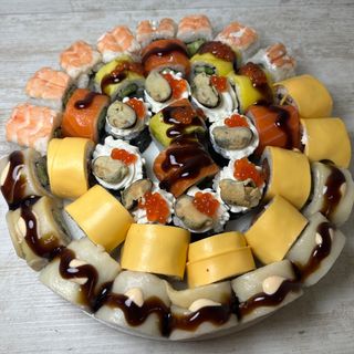 Торт Королівський (1300г)