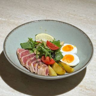 Салат "Прованський" з червоним тунцем