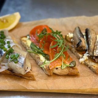 Асорті брускет