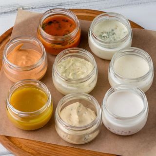 Соус ніжний часниковий