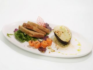 Хумус з авокадо та лососем (200г)