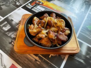 Сковорідка зі свиного ошийку (250г)