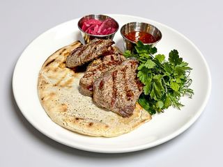 Шашлик із телятини (200г)