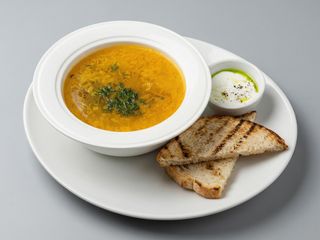 Суп домашній з куркою гриль, сердцями (500г)